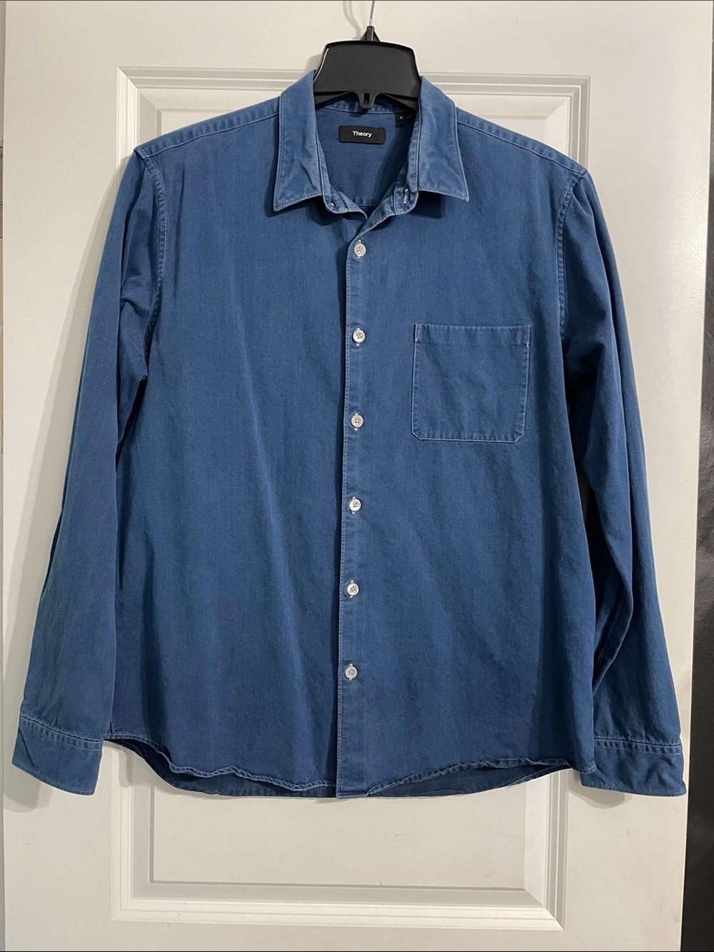 Theory Men’s Blue Chambray Long Sleeve Casual Button Down Size XL